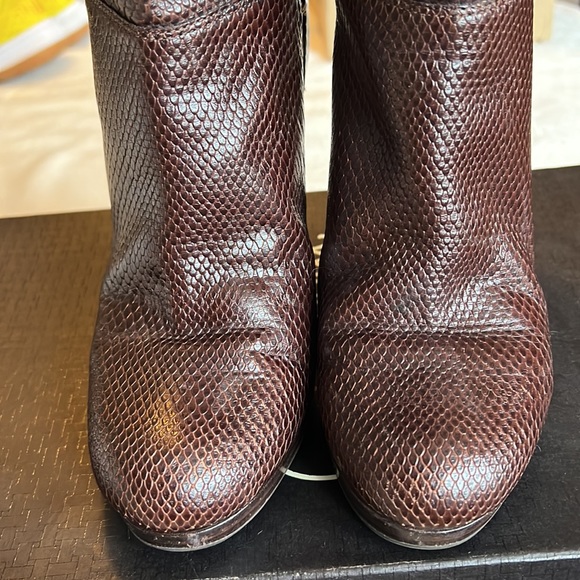 Cole Haan Kennedy Snakeskin Leather Heeled Mid Calf Boot Brown Size 8.5 - Picture 8 of 12